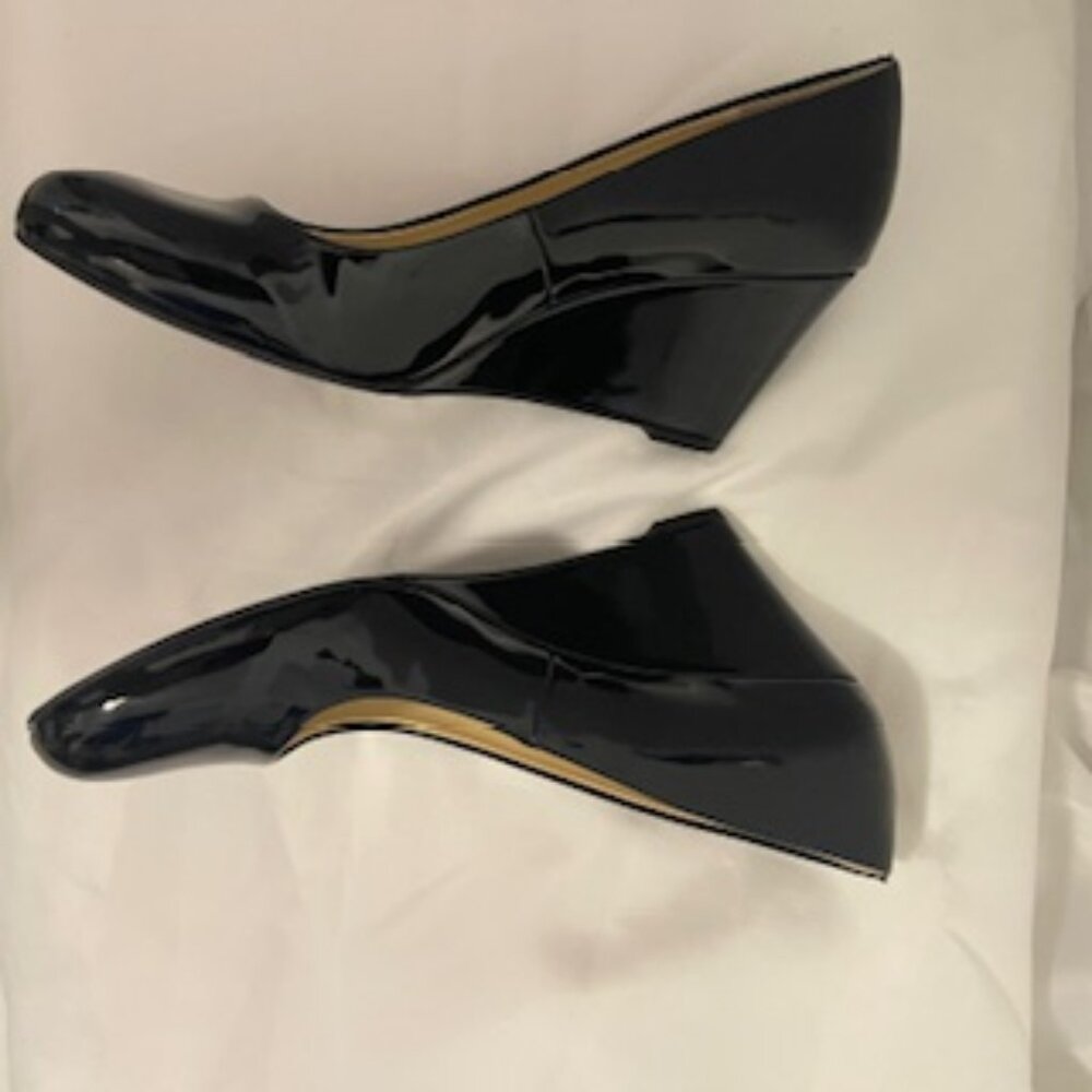 Jessica Simpson Black Patent Leather wedge 9.5M - Picture 4 of 5